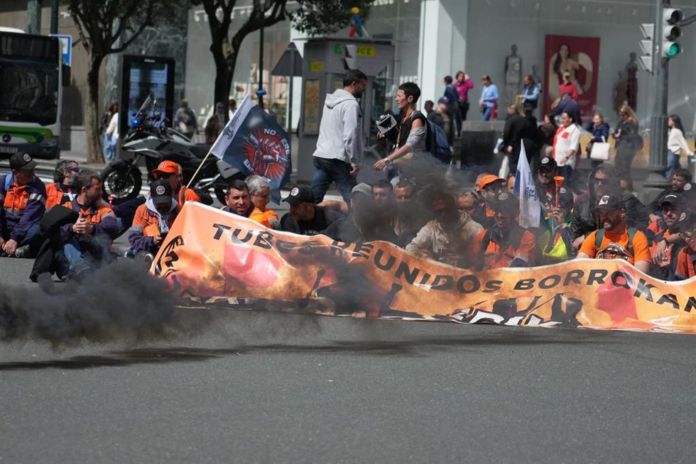 Trabajadores de Tubos Reunidos durante una reciente concentración