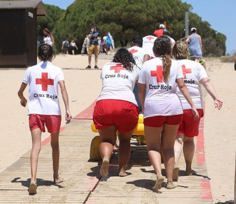 Voluntario de Cruz Roja en Huelva.