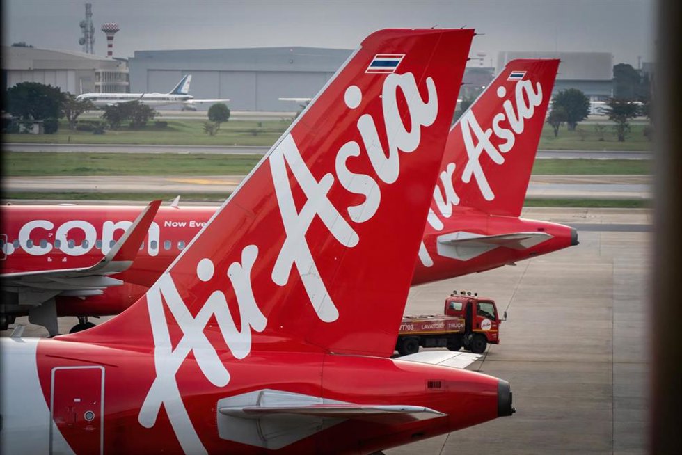 Archivo - Aviones de la flota de AirAsia.