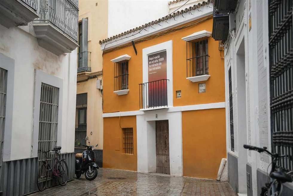 Fachada de la casa natal de Velázquez, junto a la céntrica Plaza de San Pedro.
