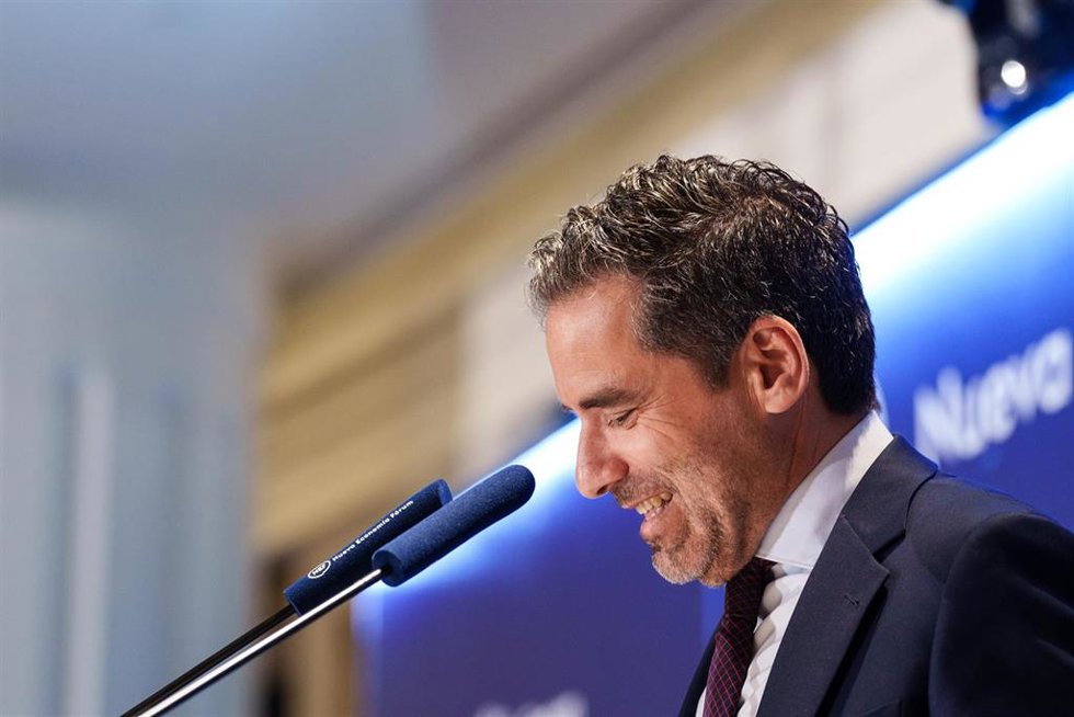 El vicesecretario de Cultura y Deporte y portavoz nacional del PP, Borja Sémper, interviene durante un desayuno informativo organizado por Nueva Economía Fórum, en el Four Seasons Hotel Madrid, a 5 de mayo de 2026, en Madrid (España).