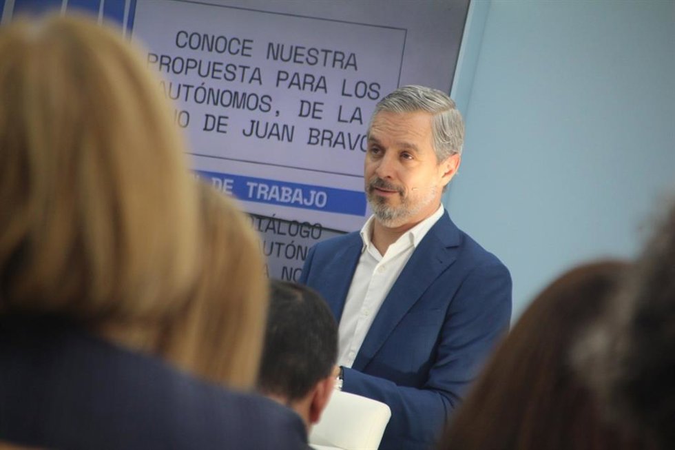 Archivo - El vicesecretario de Economía del Partido Popular, Juan Bravo, en una imagen de archivo.