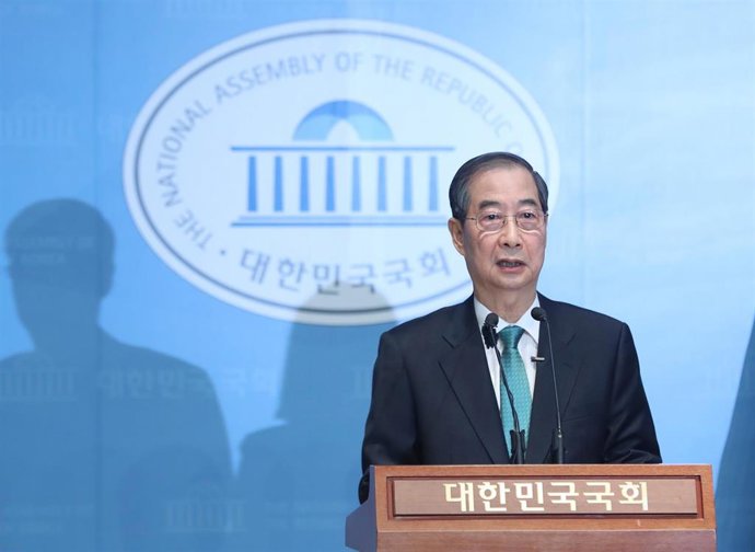 Archivo -  El ex primer ministro de Corea del Sur Han Duck Soo.