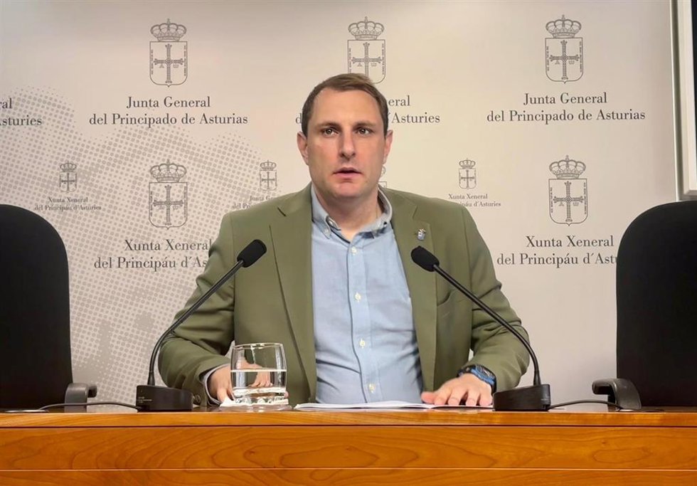 El portavoz de Foro Asturias en la Junta General, Adrián Pumares.