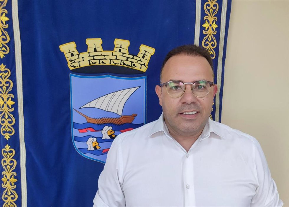 Archivo - El alcalde de Almuñécar, Juan José Ruiz Joya