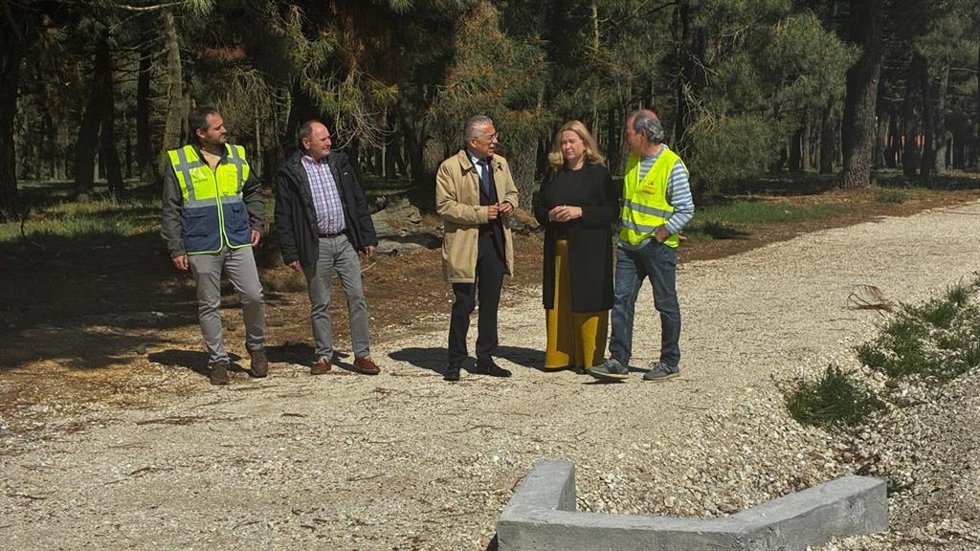 Un momento de la visita con la alcaldesa de Burgos, Cristina, Ayala y el delegado territorial de la Junta, Roberto Saiz