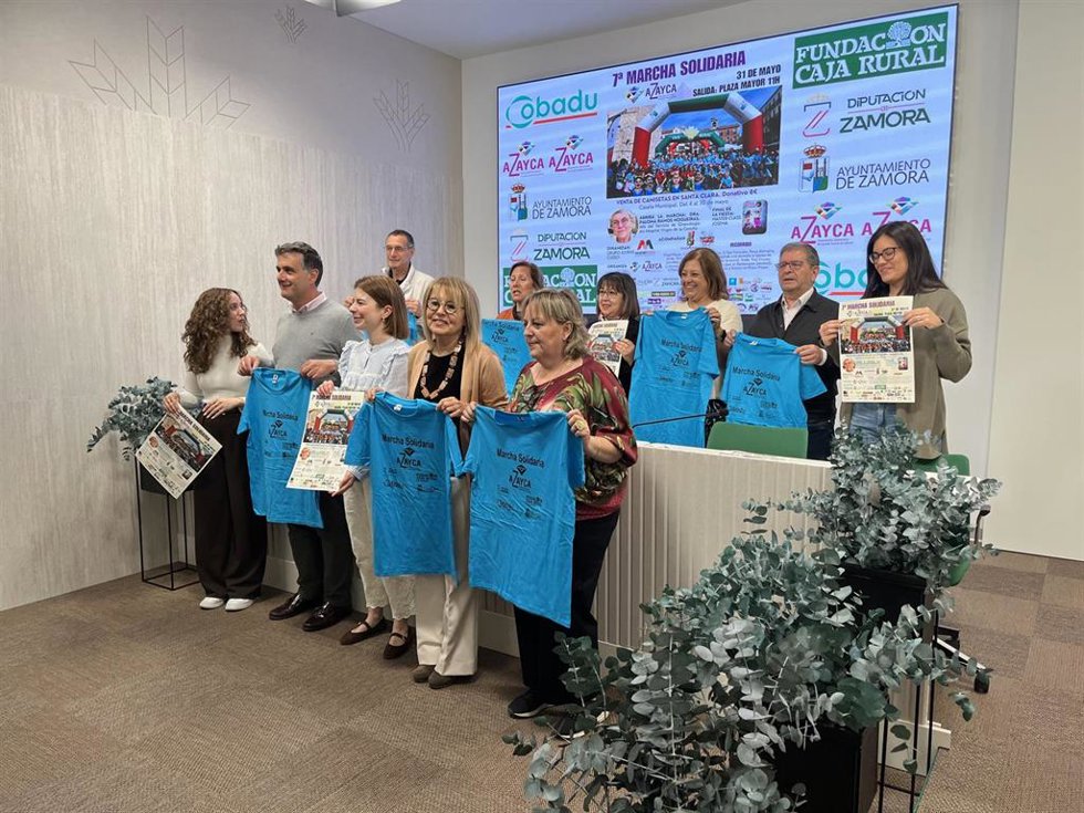 Organizadores y patrocinadores presentan la séptima marcha solidaria de Azayca.