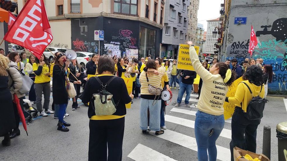 Concentración frente a la Consejería de Educación