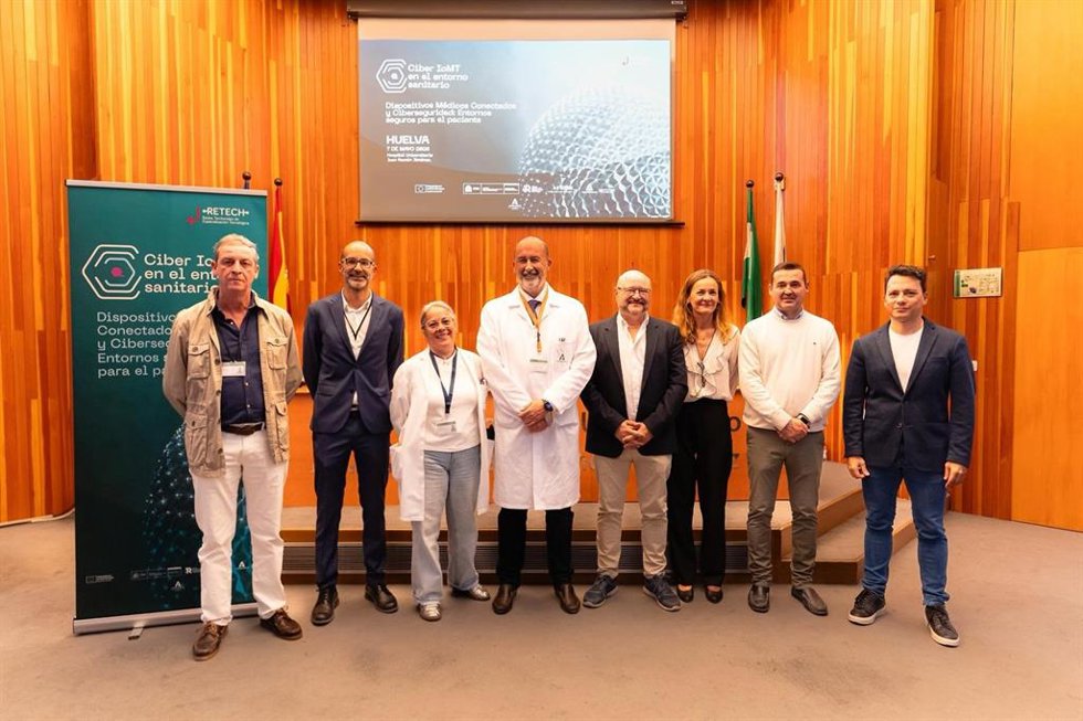 Jornada formativa 'Ciber IoMT en el entorno sanitario: Dispositivos Médicos Conectados y Ciberseguridad, entornos seguros para el paciente'.