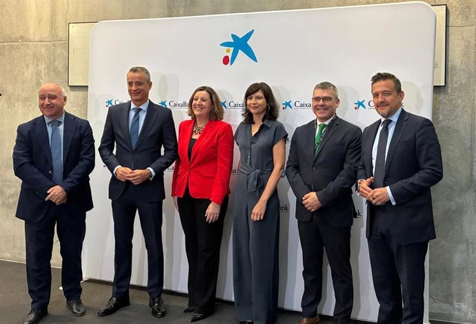 DayOne Innovation Summit Castilla-La Mancha, en el que ha tenido lugar la 19 edición de los Premios Emprende XXII de CaixaBank, en el Archivo Regional de Toledo.