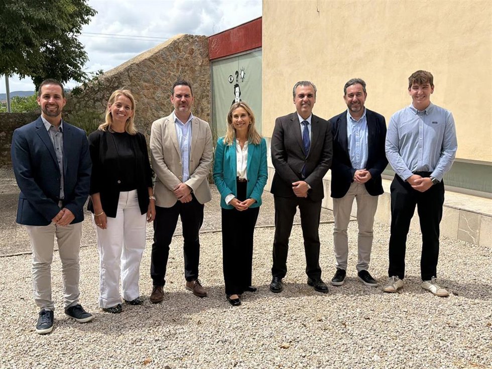 Un total de 120 profesionales de Baleares asisten a una jornada para formar a docentes en IA, impulsada por Educación.