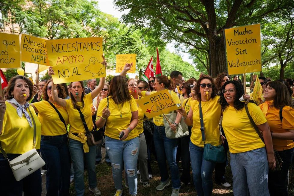 Concentración por la huelga estatal en la educación de 0 a 3 años en Sevilla. A 7 de mayo de 2026 en Sevilla (Andalucía, España). 