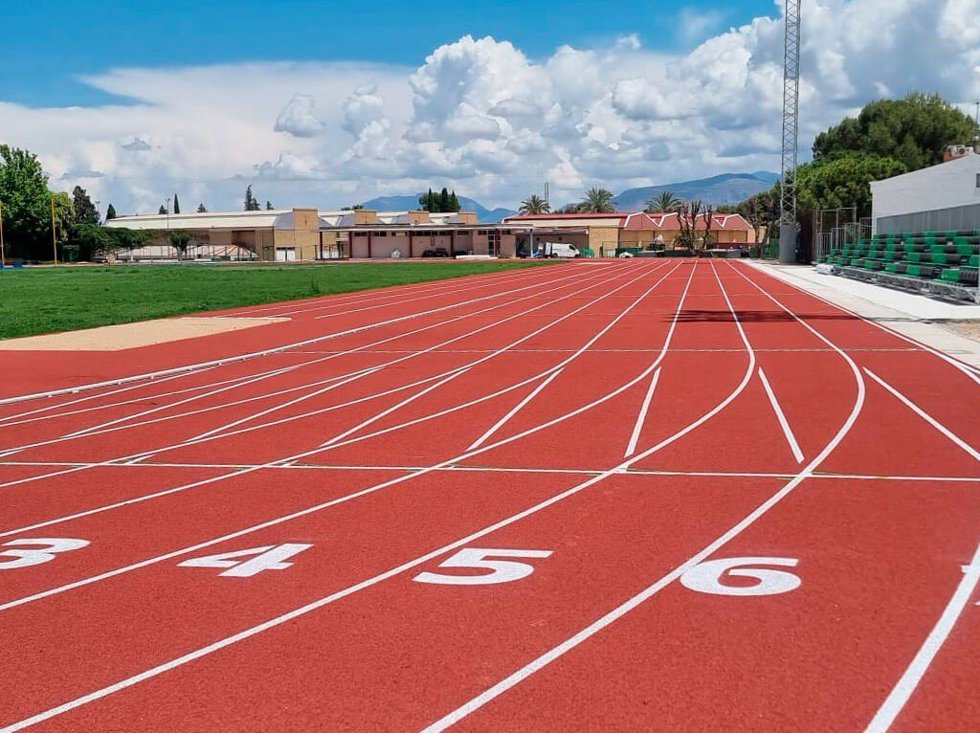 Pista de atletismo Ángel Cortés del Complejo Deportivo La Salobreja.