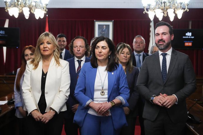A nova alcaldesa de Lugo, Elena Candia, após a moción de censura.