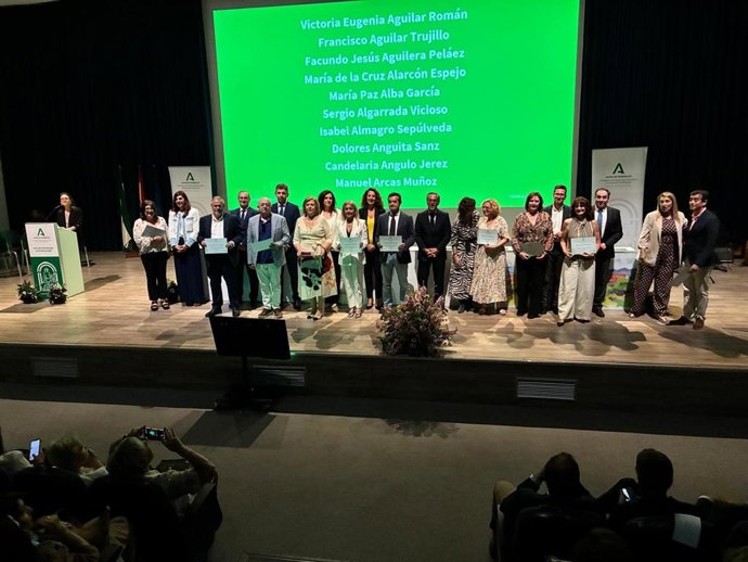 Junta rinde homenaje a más de 550 docentes jubilados de la provincia de Málaga.