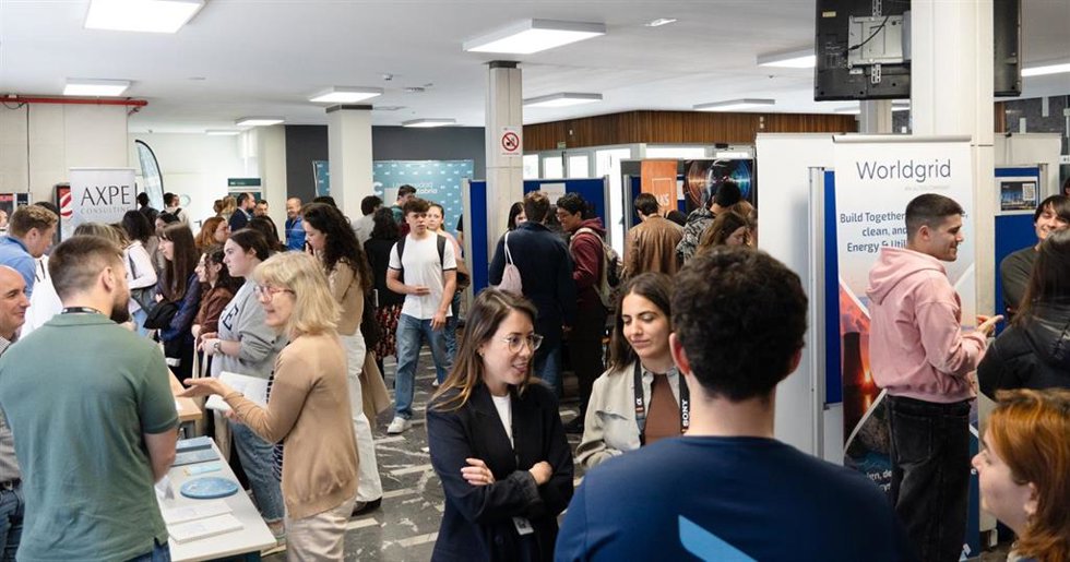 La Facultad de Ciencias reúne a 26 empresas en la IX Jornada de Prácticas y Empleo de la UC