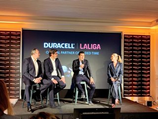 Presentación del acuerdo entre Duracell y LaLiga en Barcelona, con la presencia de Luis Figo
