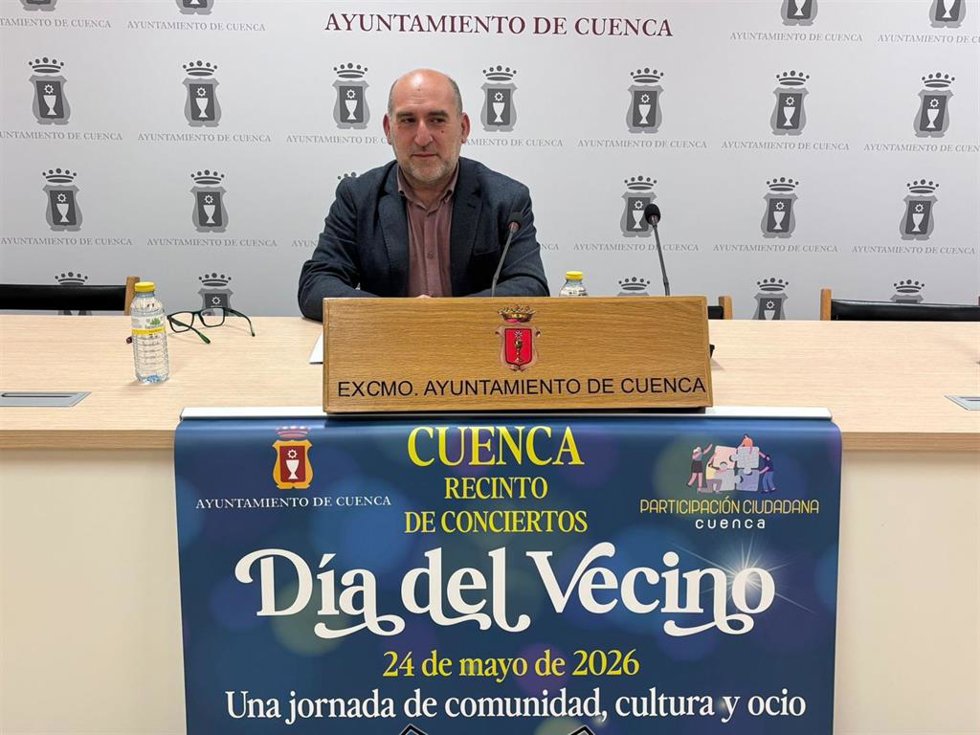 El concejal de Festejos, Alberto Castellano, en rueda de prensa.