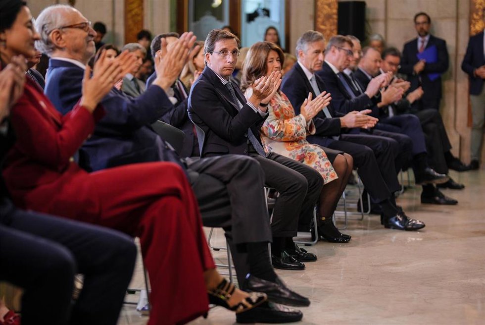 El alcalde de Madrid, José Luis Martínez-Almeida, en el Día de Europa