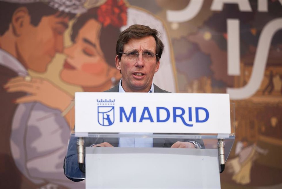 El alcalde de Madrid, José Luis Martínez-Almeida, durante la presentación de las Fiestas de San Isidro 2026, en el Museo de Historia de Madrid, a 4 de mayo de 2026, en Madrid (España).