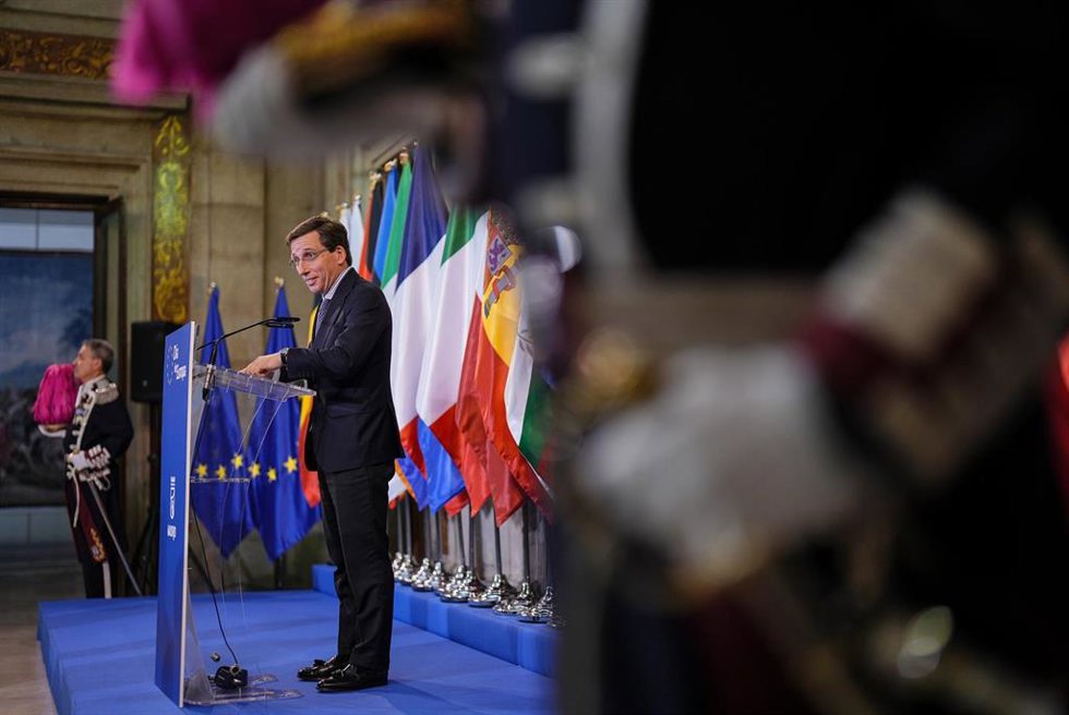 El alcalde de Madrid, José Luis Martínez-Almeida, en el Día de Europa