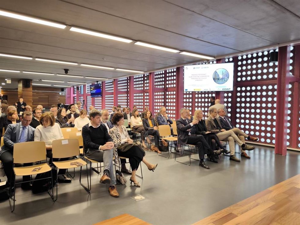 Jornada de balance del Centro de Excelencia y Oficina del Dato (CEOD) que culmina la primera fase de implantación del Proyecto EDINT para el desarrollo de infraestructuras urbanas.
