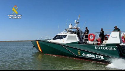 Mueren dos guardias civiles tras una colisión durante la persecución de una narcolancha en Huelva