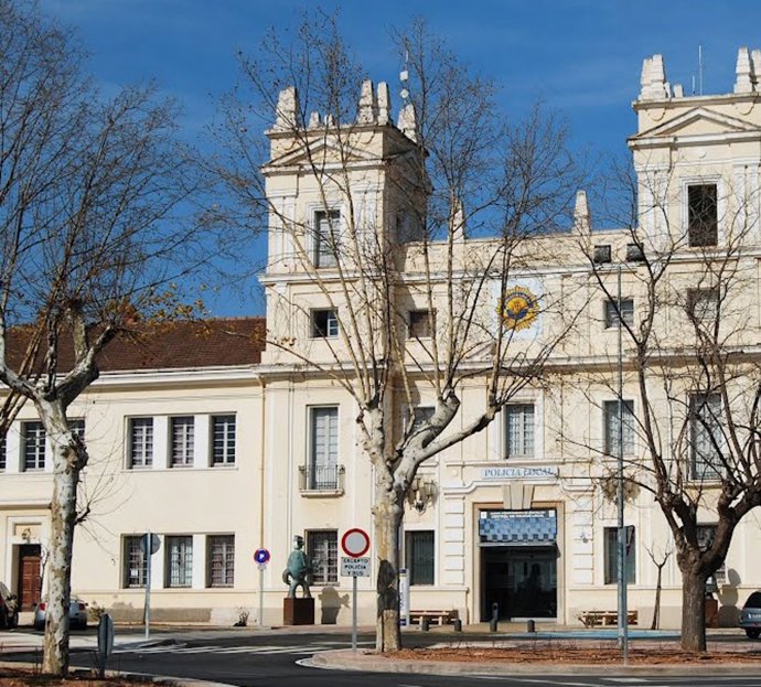 Archivo - Central de la Policía Local de Castelló