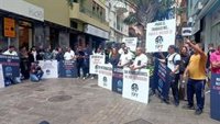 Trabajadores portuarios se manifiestan contra el crucero con hantavirus: "Si hay que bloquearlo, se bloquea"