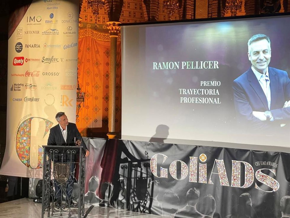 Ramon Pellicer durante la entrega de los premios este jueves en la CEU UAO