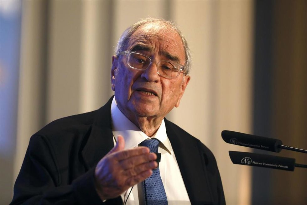 Archivo - El exministro Rodolfo Martín Villa, en una imagen de archivo