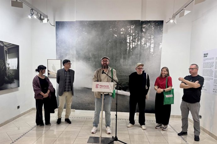 Festival Imaginària e inauguración de la muestra fotográfica 'Background'