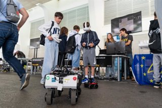 La Fira dels Invents monta un "gran laboratorio al aire libre" para compartir los avances impulsados en la UPV