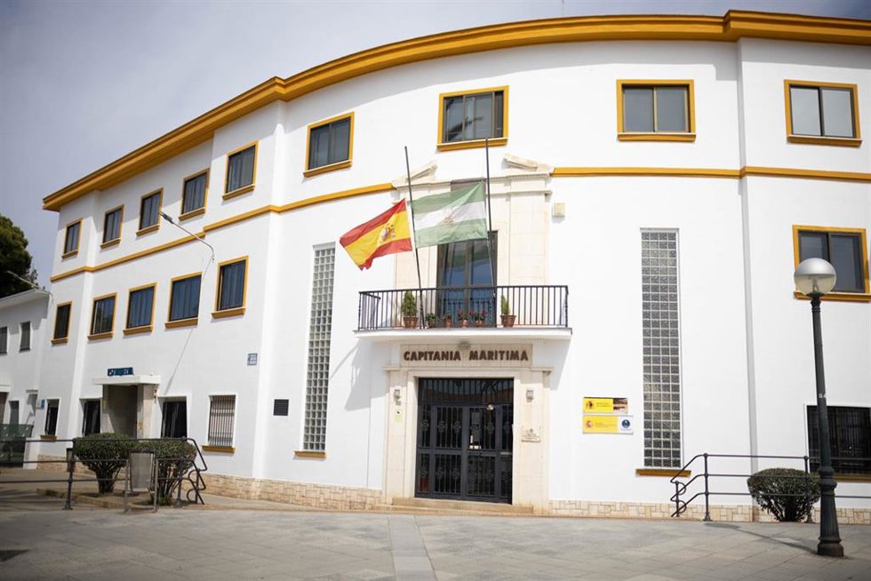 Imagen de la fachada de la Capitanía Marítima de Huelva.