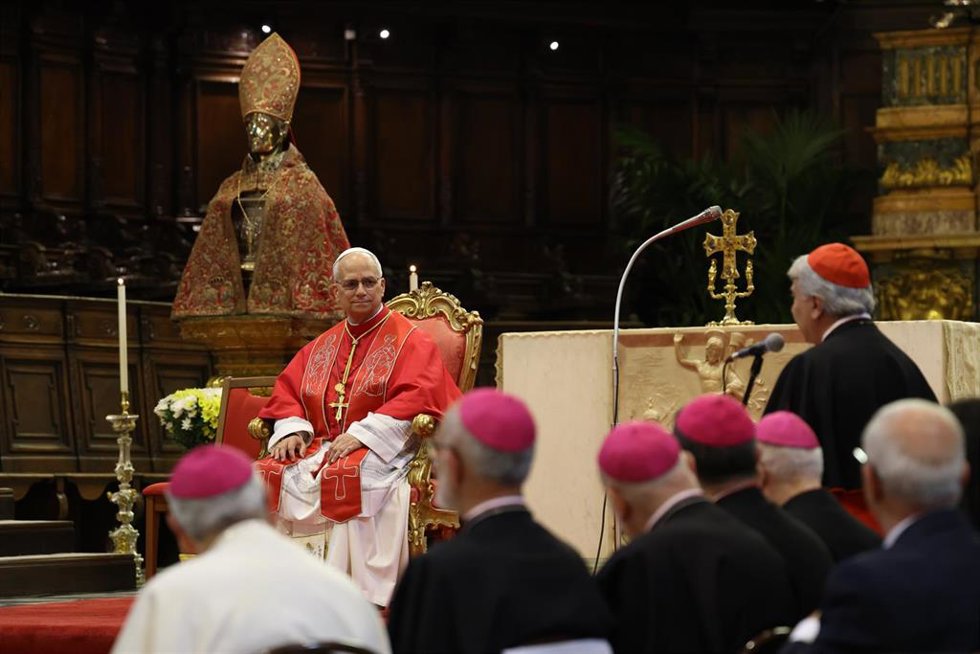 El Papa en su visita a Nápoles.  