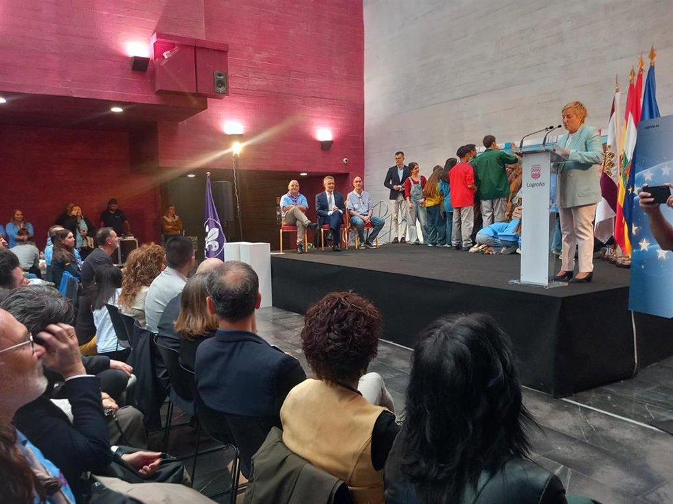 El alcalde de Logroño defiende Europa "como un hogar de paz y escuela de Derechos Humanos"