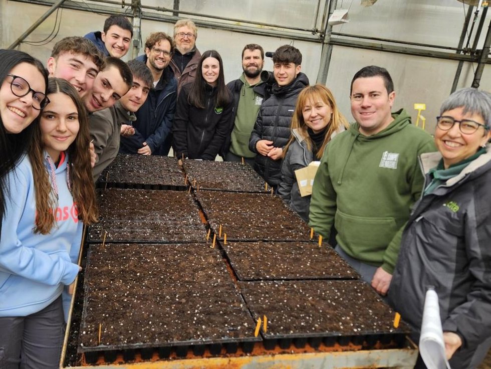 El proyecto, financiado con fondos FITE y desarrollado en el CITA de Teruel, invita a la ciudadanía a “adoptar” una variedad local para cultivarla, conservarla y conocer mejor su comportamiento en los huertos turolenses.