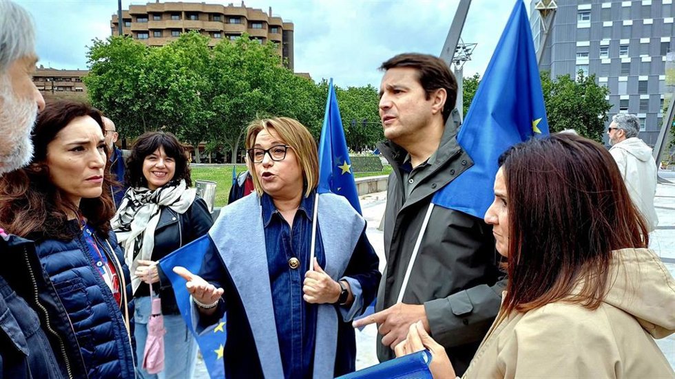 La eurodiputada socialista Rosa Serrano ha celebrado en Zaragoza el Día de Europa.