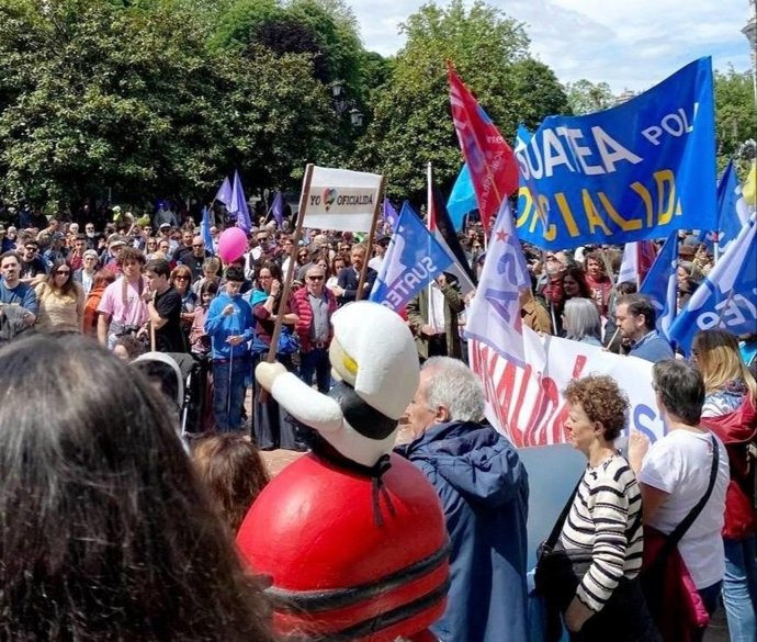 La Xunta pola Defensa de la Llingua critica en Oviedo "clasismo y odio a la cultura asturiana" y pide la oficialidad