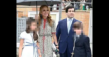 Gema Ruiz celebra la comunión de su hijo Juan rodeada de su familia