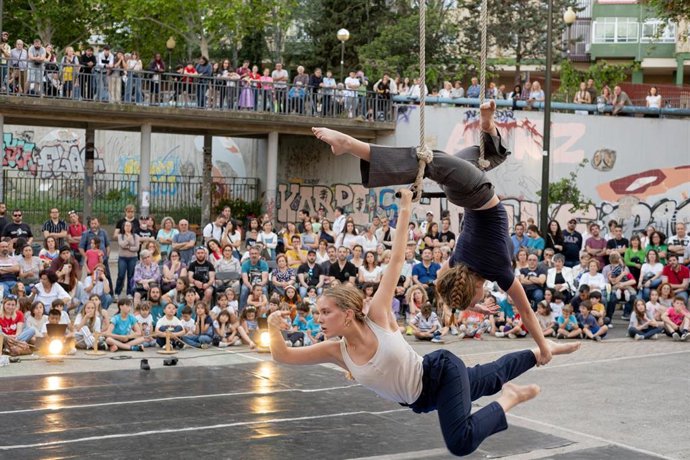 Archivo - Esta edición suma actividades para público profesional previamente: un taller de circo con el alumnado de la Escuela de Teatro Municipal y una sesión informativa sobre la propuesta de Ley de Artes Escénicas con FEECSE