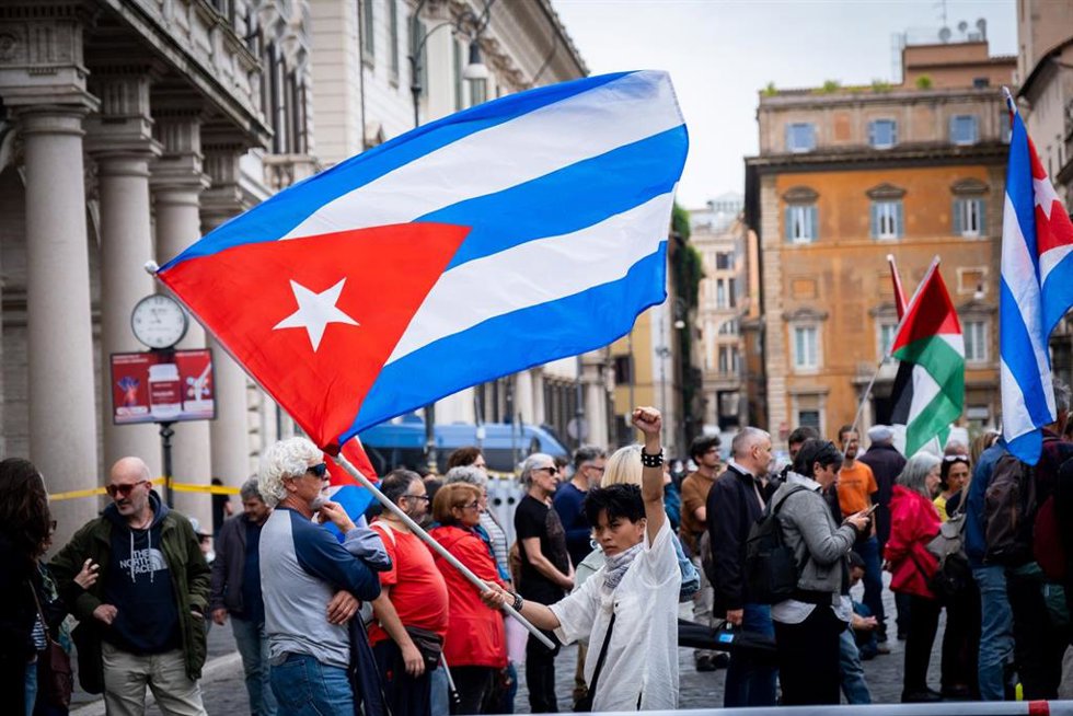 Archivo - Bandera de Cuba