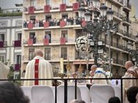 Benavent llama en la Missa d’Infants a condenar las guerras y avisa: "Los cristianos no tenemos otro camino"