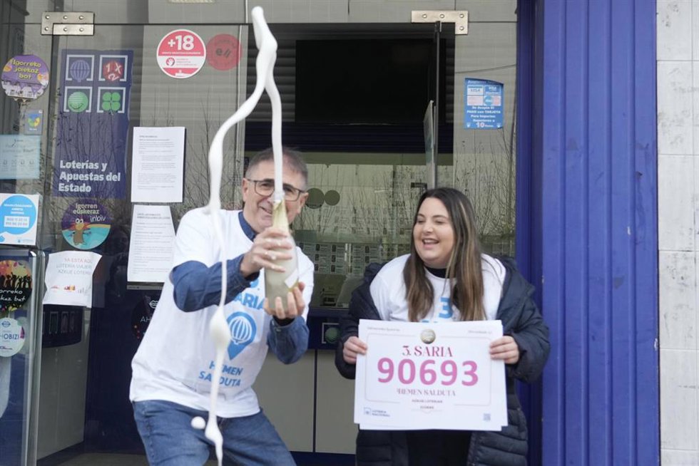 Archivo - Administración númro 1 de Igorre, donde se ha vendido parte del tercer premio del Sorteo Extraordinario de la Lotería de Navidad de 2025