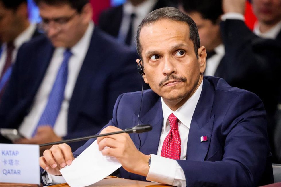 Archivo - El primer ministro y ministro de Exteriores de Qatar, Mohamed bin Abdulrahman al Thani