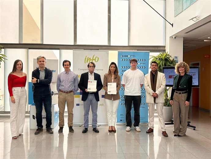 Acto de entrega de distinciones a empresas innovadoras de base tecnológica (EIBT).