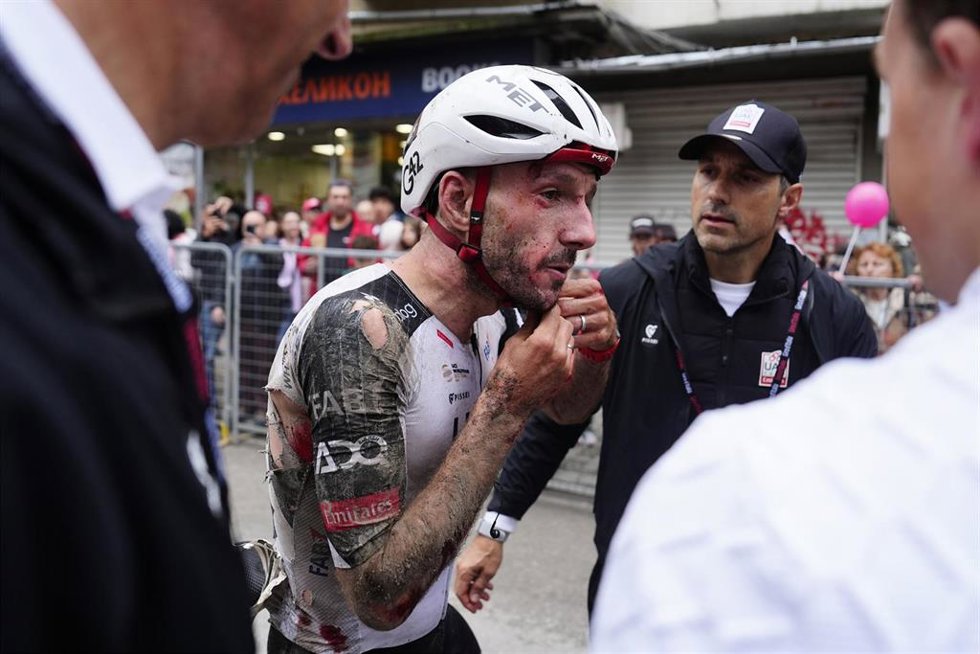 Adam Yates tras la segunda etapa del Giro de Italia