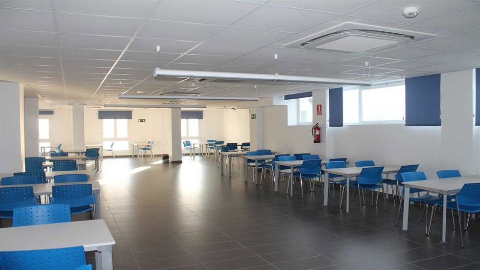 Sala de estudios de la Casa de la Juventud de Cádiz.