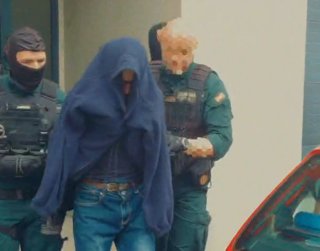 Un operativo da Garda Civil en Carballo (A Coruña) finaliza con cinco acodes detidas após o rexistro dunha vivenda, a 2 de maio de 2026.
