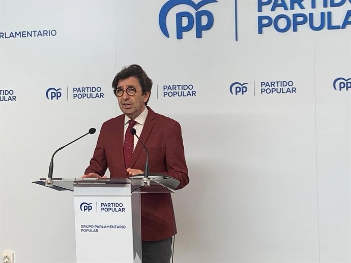 El diputado regional del Partido Popular, Santiago López